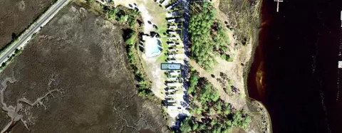327 E Pass Lndg, Carrabelle, FL 32322 photo 2