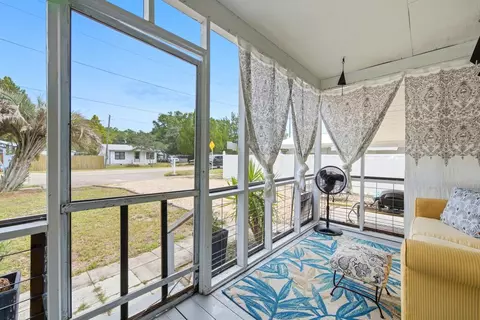Exterior - 607 Three Rivers Rd, Carrabelle, FL 32322 photo 5 of 12