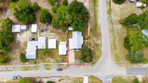 View/Area - 607 Three Rivers Rd, Carrabelle, FL 32322 photo 3 of 5