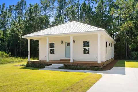 624 Knowles Ave, Port St. Joe, FL 32456