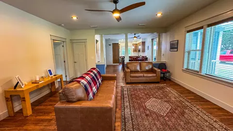 Living - 132 Putnal St, Carrabelle, FL 32322 photo 1 of 2