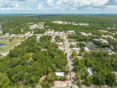 View/Area - 509 SE 7th St, Carrabelle, FL 32322 photo 3 of 5