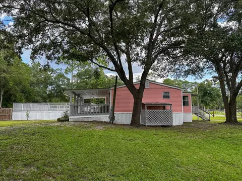 92 Koch St, Panacea, FL 32346 photo 5