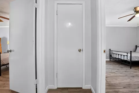 Entry Way - 3077 Hwy 98 E, Lanark Village, FL 32323 photo 7 of 7