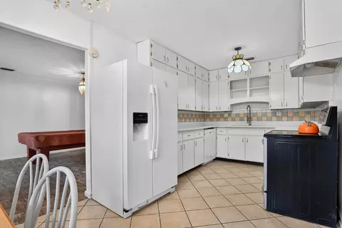 Kitchen - 3077 Hwy 98 E, Lanark Village, FL 32323 photo 1 of 4