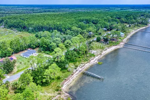 View/Area - 3077 Hwy 98 E, Lanark Village, FL 32323 photo 8 of 11