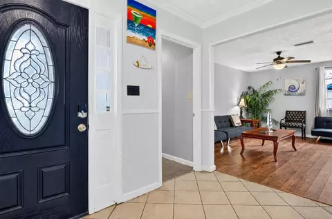 Entry Way - 3077 Hwy 98 E, Lanark Village, FL 32323 photo 1 of 7