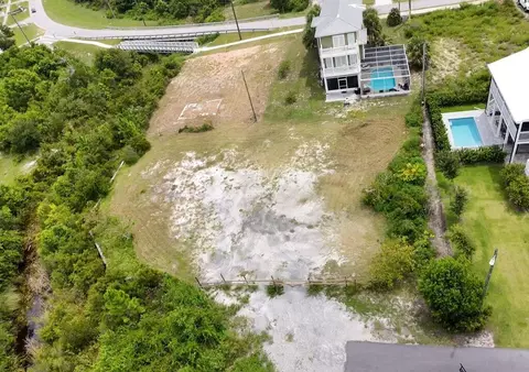 118 16th St, Mexico Beach, FL 32456 photo 10