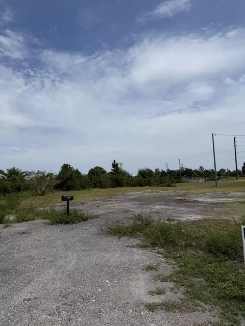 118 16th St, Mexico Beach, FL 32456 photo 3