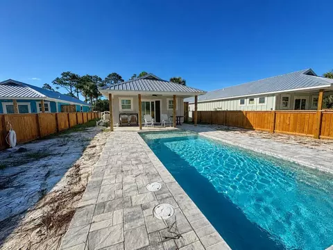 155 Beach St, Port St. Joe, FL 32456
