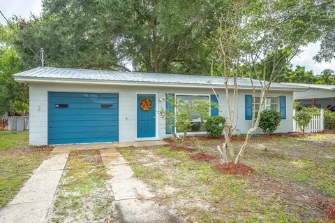 167 Carl King Ave, Carrabelle, FL 32322