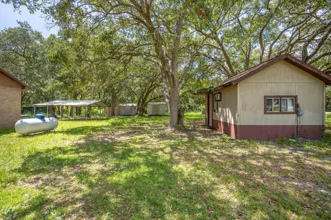 Exterior - 112 Hinton St, Carrabelle, FL 32322 photo 10 of 14