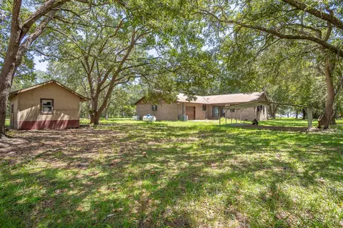 Exterior - 112 Hinton St, Carrabelle, FL 32322 photo 12 of 14