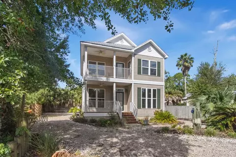 40 Myrtle Ave, Apalachicola, FL 32320