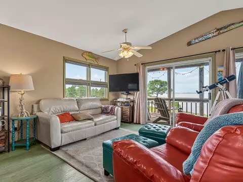 Living - 669 Bay Dr, Carrabelle, FL 32322 photo 1 of 4