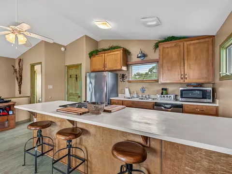 Kitchen - 669 Bay Dr, Carrabelle, FL 32322 photo 2 of 7