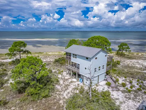 View/Area - 669 Bay Dr, Carrabelle, FL 32322 photo 1 of 6