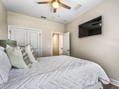Bedroom - 715 Eagles Way, Carrabelle, FL 32322 photo 3 of 10