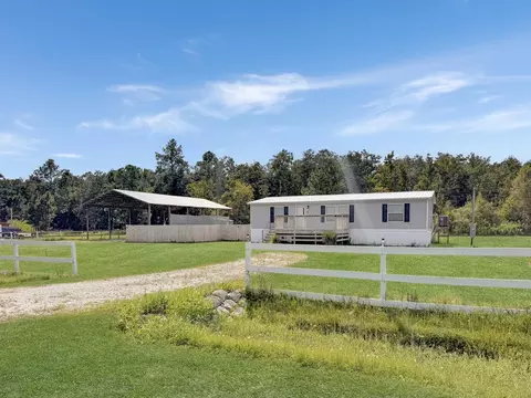 285 Old Bay City Rd, Wewahitchka, FL 32465
