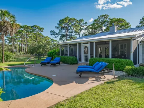 Exterior - 155 Putnal St, Carrabelle, FL 32322 photo 8 of 16
