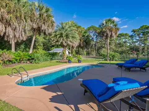 Exterior - 155 Putnal St, Carrabelle, FL 32322 photo 11 of 16