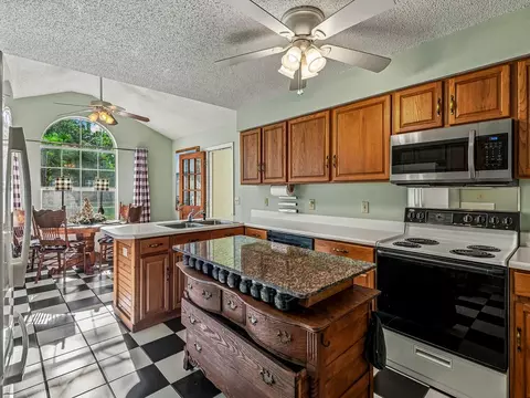 Kitchen - 155 Putnal St, Carrabelle, FL 32322 photo 1 of 4