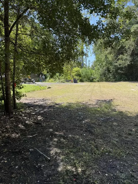 110 25th Ave, Apalachicola, FL 32320