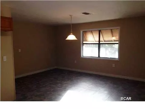 157 Andy Dr, Freeport, FL 32439 photo 4