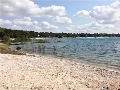 3387 Crystal Lake Dr, Chipley, FL 32428 photo 2