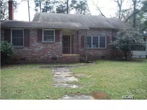 604 3rd St, Chipley, FL 32428 photo 1