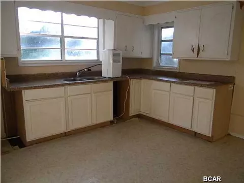 229 Stanton Dr, Chipley, FL 32428 photo 2