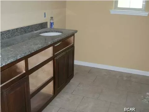 303 8th St, Lynn Haven, FL 32444 photo 5