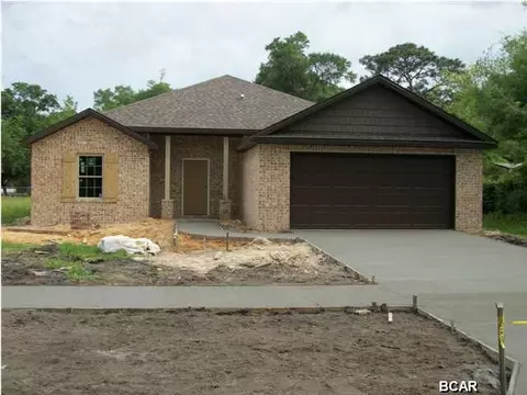 303 8th St, Lynn Haven, FL 32444 photo 1