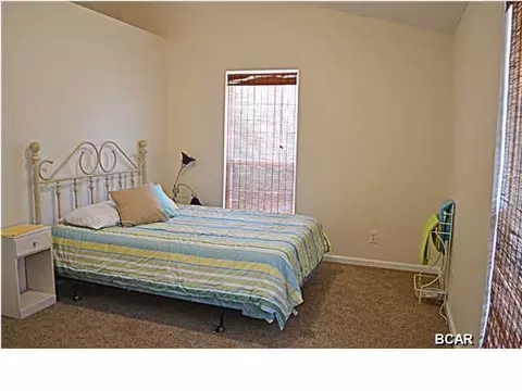 210 Shady Ln, Freeport, FL 32439 photo 8