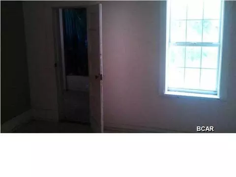 605 Bennett Dr, Chipley, FL 32428 photo 2