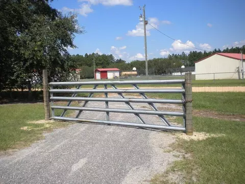 769 Ryan, Chipley, FL 32428 photo 5