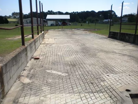 769 Ryan, Chipley, FL 32428 photo 9
