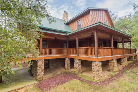 3385 Lodge Dr, Chipley, FL 32428 photo 1