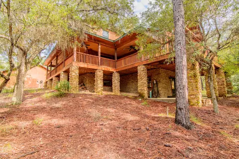 3385 Lodge Dr, Chipley, FL 32428 photo 2