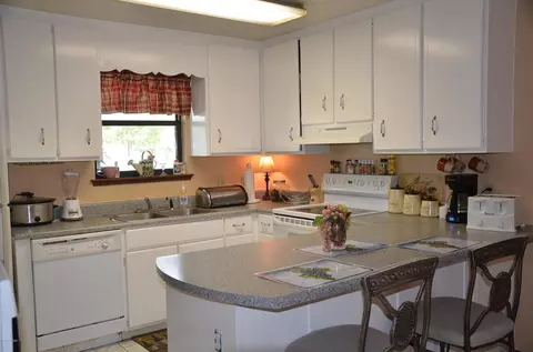 1014 E Pine Forest Dr, Lynn Haven, FL 32444 photo 7