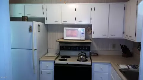 2075 Echo Ct, Chipley, FL 32428 photo 8