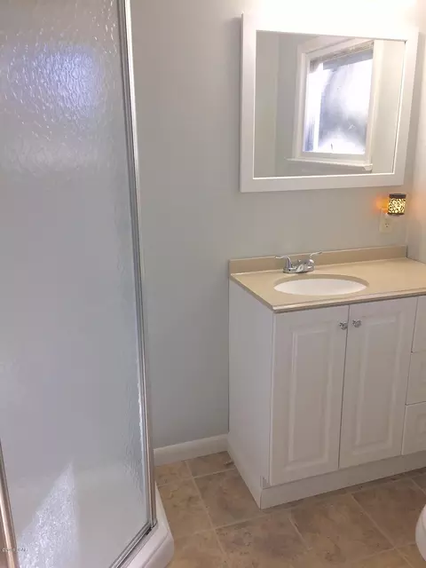 5451 10th St, Malone, FL 32445 photo 5