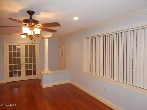 5347 7th St, Malone, FL 32445 photo 3