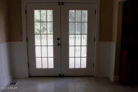 5362 Old U S Rd, Malone, FL 32445 photo 3