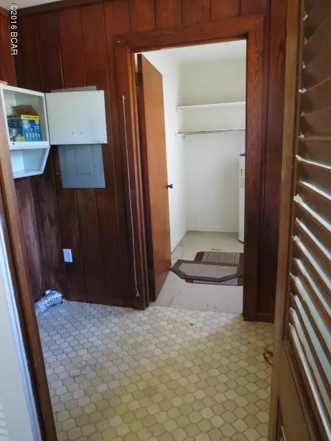 641 5th St, Chipley, FL 32428 photo 6