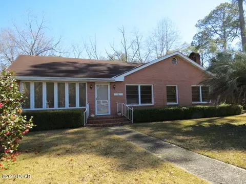 641 5th St, Chipley, FL 32428 photo 1