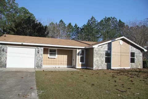 734 E Pine Forest Dr, Lynn Haven, FL 32444 photo 2