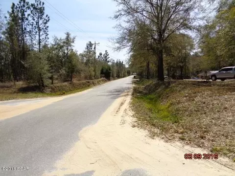 5768 Strickland Rd, Ebro, FL 32437 photo 7