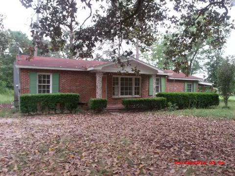 5698 Gemstone Rd, Bascom, FL 32423 photo 1