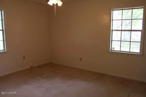 5374 8th St, Malone, FL 32445 photo 8